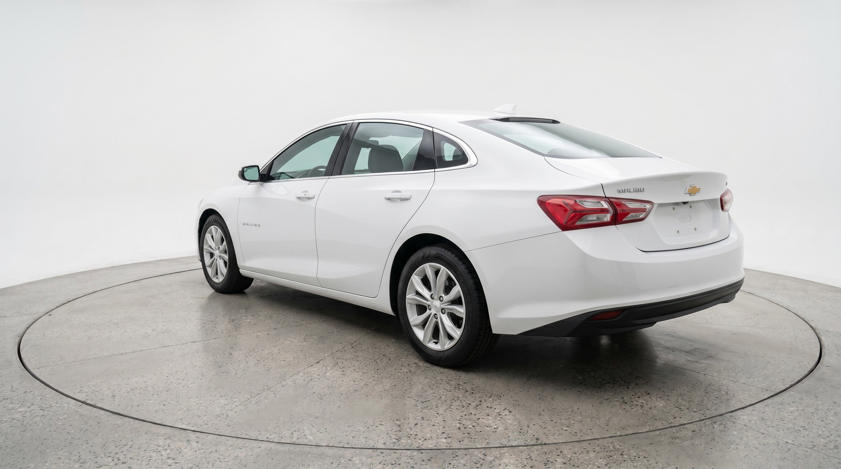 Used 2024 Chevrolet Malibu LT FWD image 6