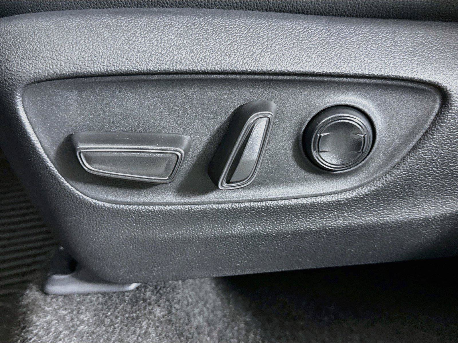 Certified 2026 Toyota Grand Highlander AWD image 31