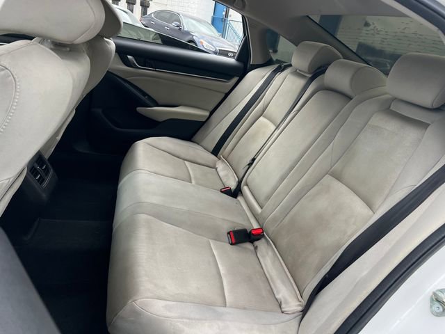 Used 2018 Honda Accord EX image 19
