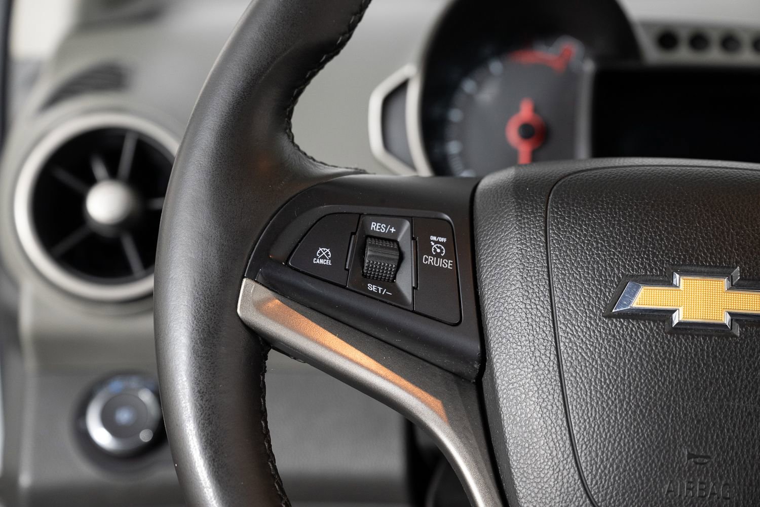 Used 2015 Chevrolet Sonic LTZ image 30