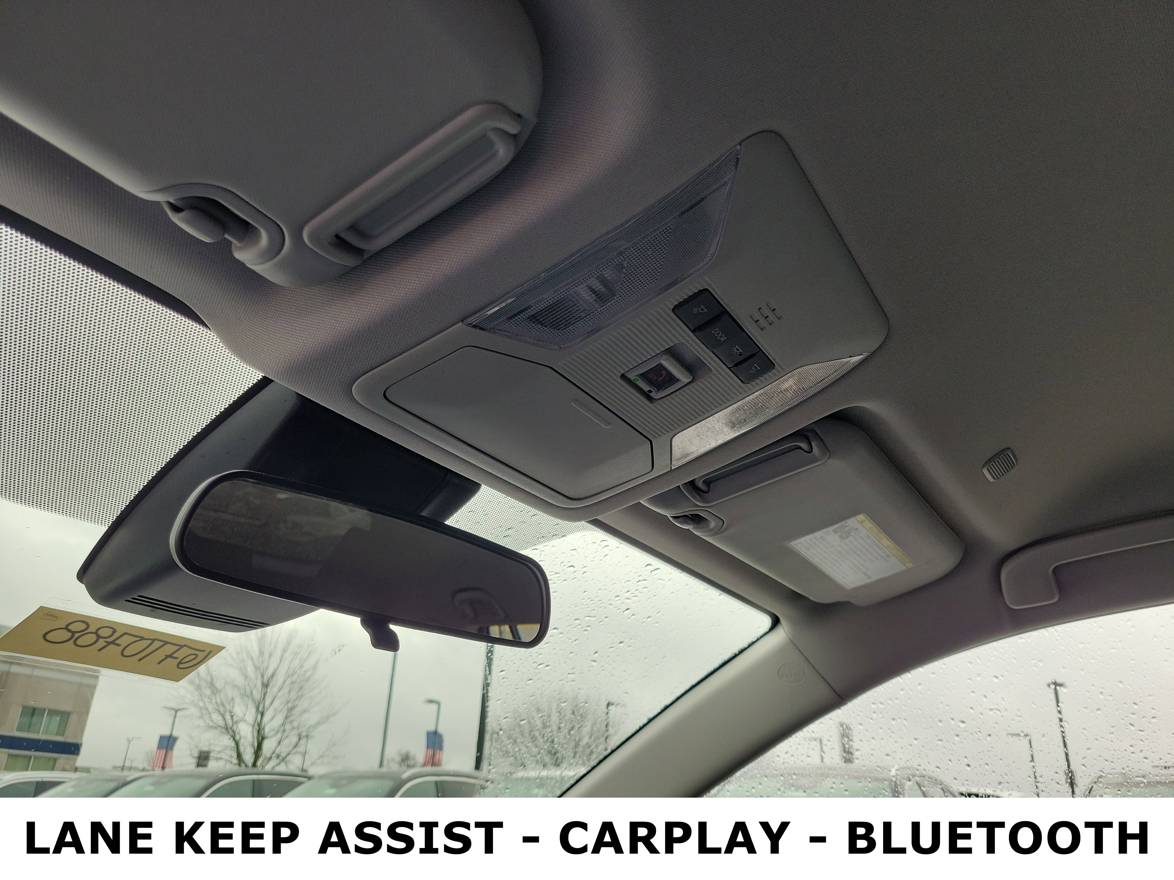 Used 2025 Toyota RAV4 XLE image 30