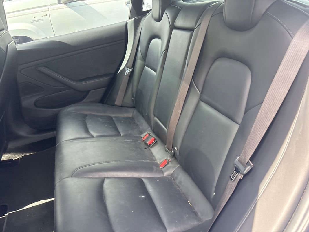Used 2018 Tesla Model 3 Performance image 12