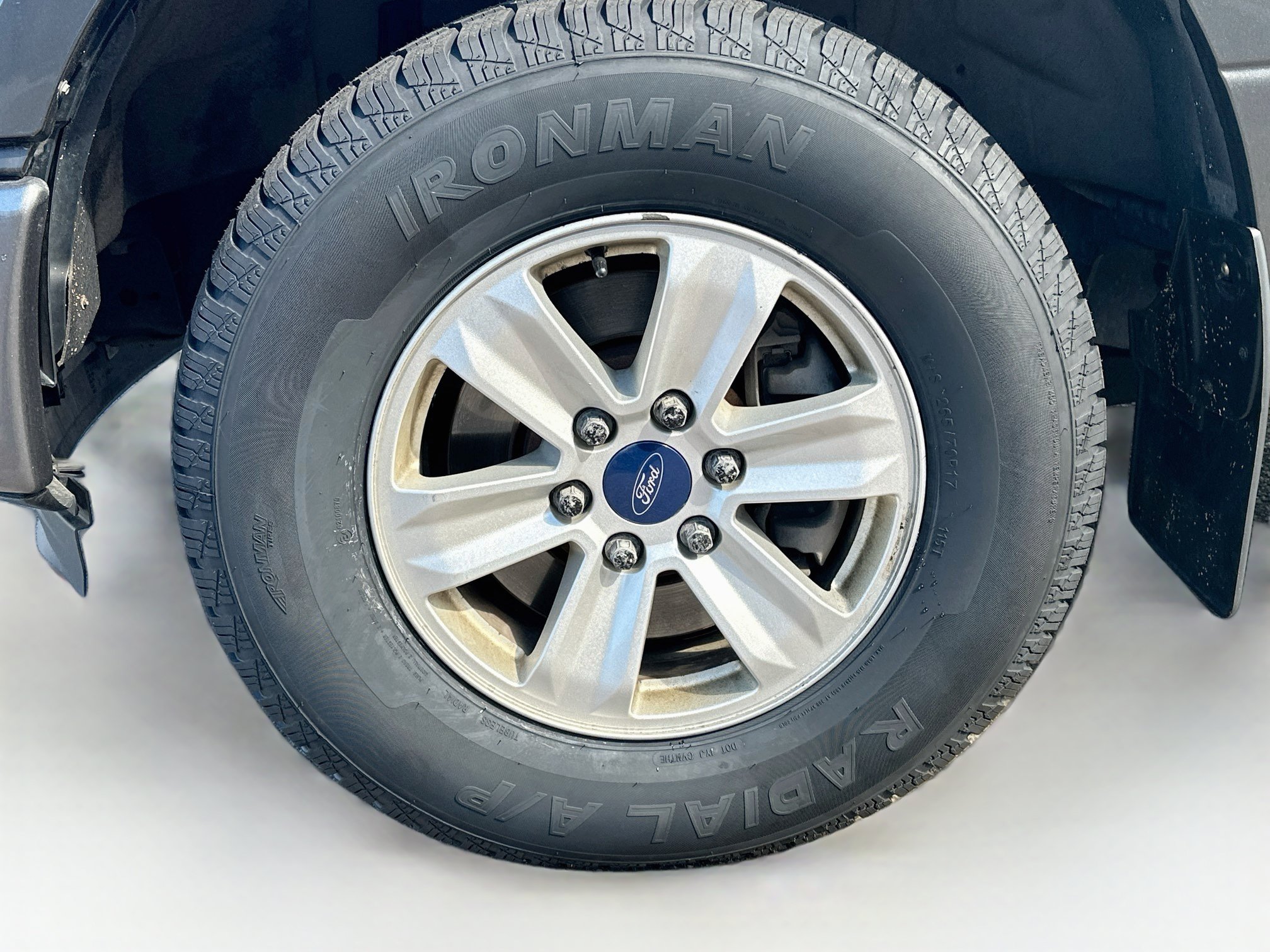 Used 2015 Ford F150 XL w/ Equipment Group 101A Mid AWD/4WD image 11