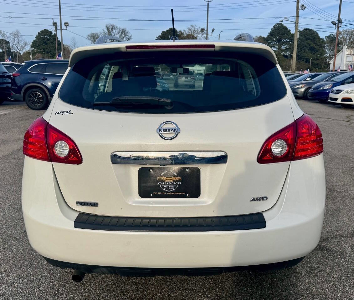 Used 2015 Nissan Rogue S w/ Convenience Package AWD/4WD image 3