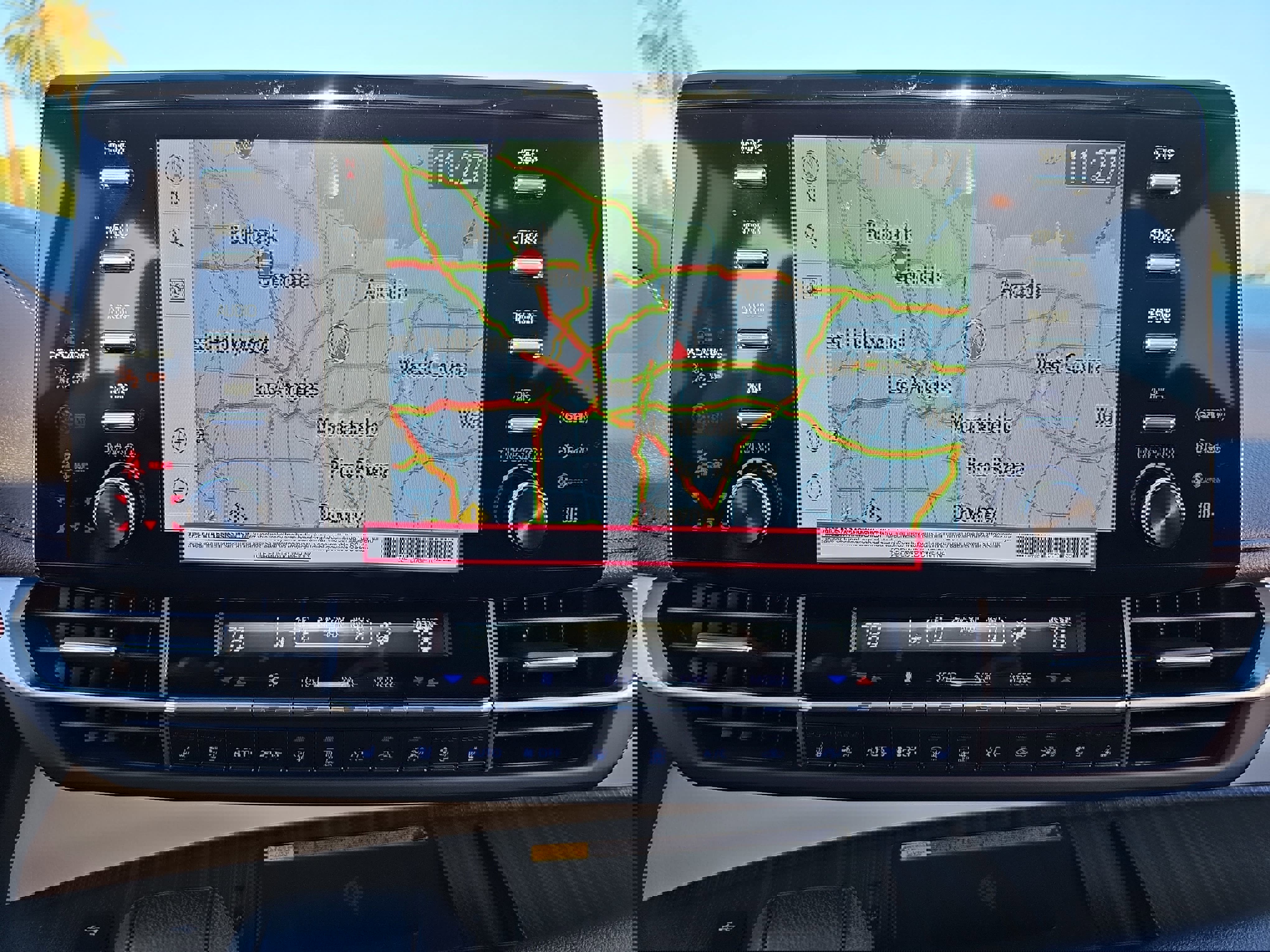 Used 2024 Toyota Sienna Platinum image 23