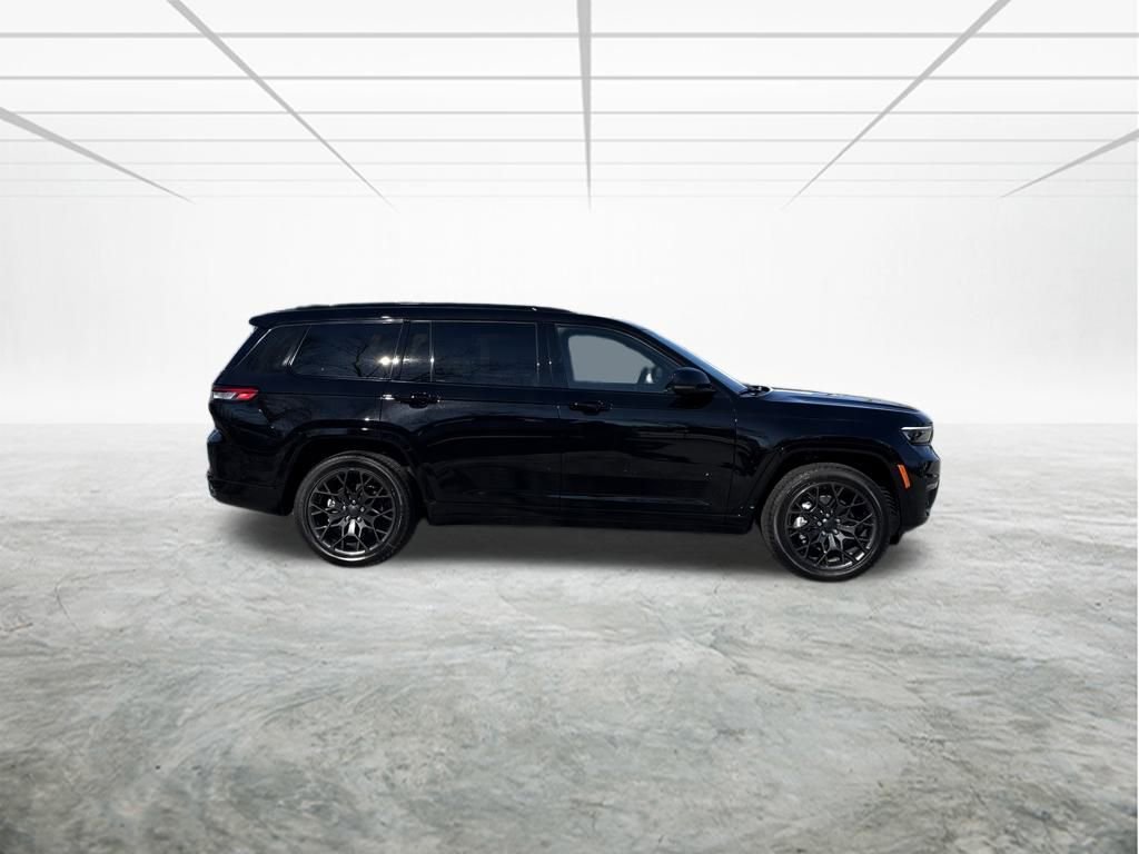 New 2025 Jeep Grand Cherokee L Summit w/ Obsidian Package video 2