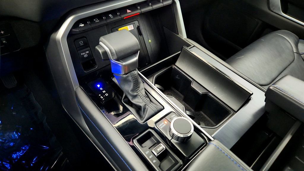 Used 2024 Toyota Sequoia Platinum image 16