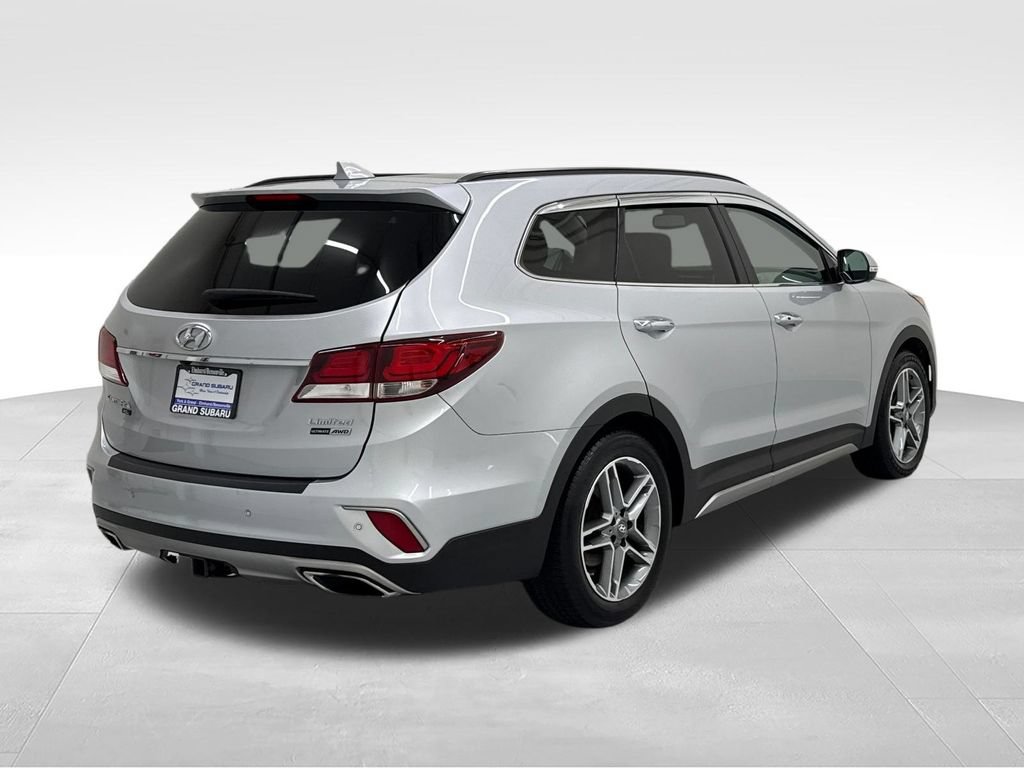 Used 2019 Hyundai Santa Fe XL AWD/4WD image 7