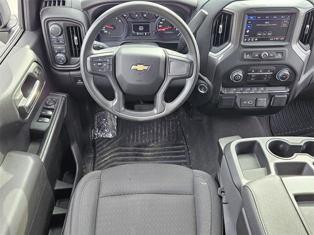 Used 2024 Chevrolet Silverado 1500 Custom image 7