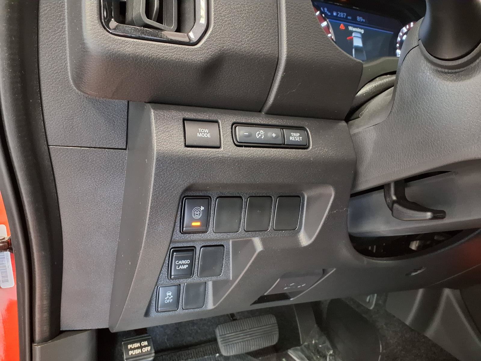 Used 2025 Nissan Frontier Pro-X RWD image 24