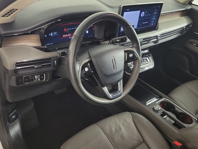 Used 2025 Lincoln Corsair Reserve FWD image 19