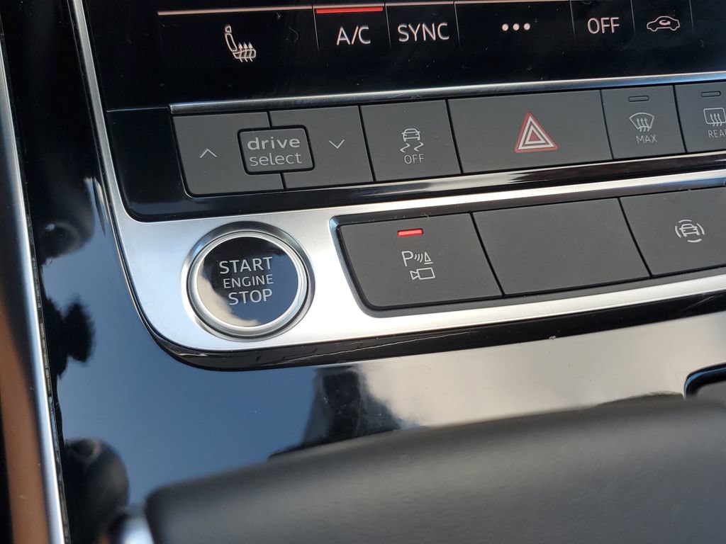 Certified 2025 Audi Q7 3.0T Premium Plus AWD/4WD image 30