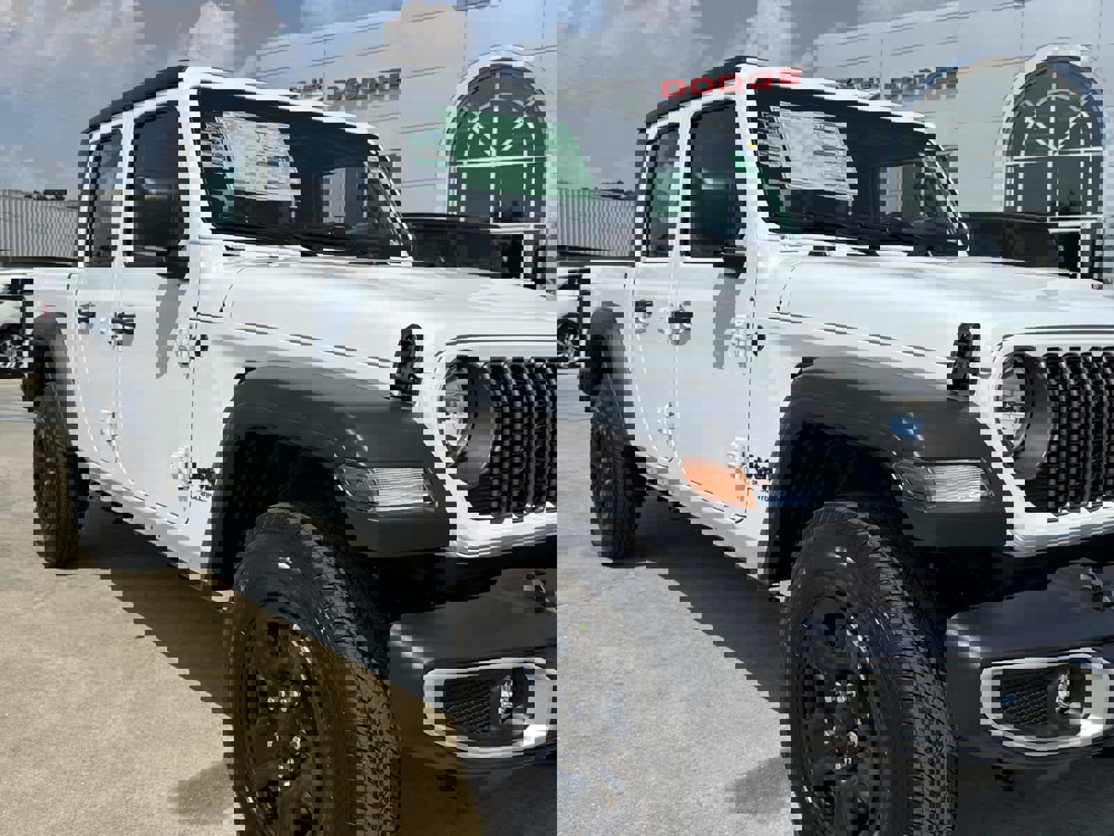 New 2025 Jeep Gladiator Sport image 17