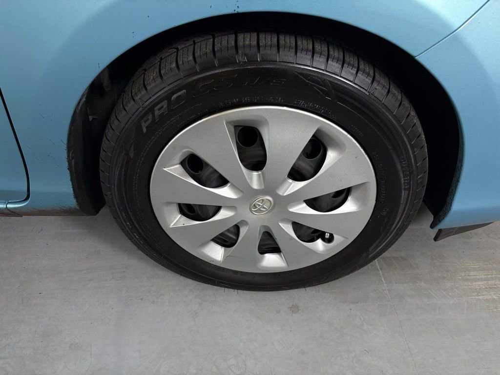 Used 2013 Toyota Prius C Two FWD image 10