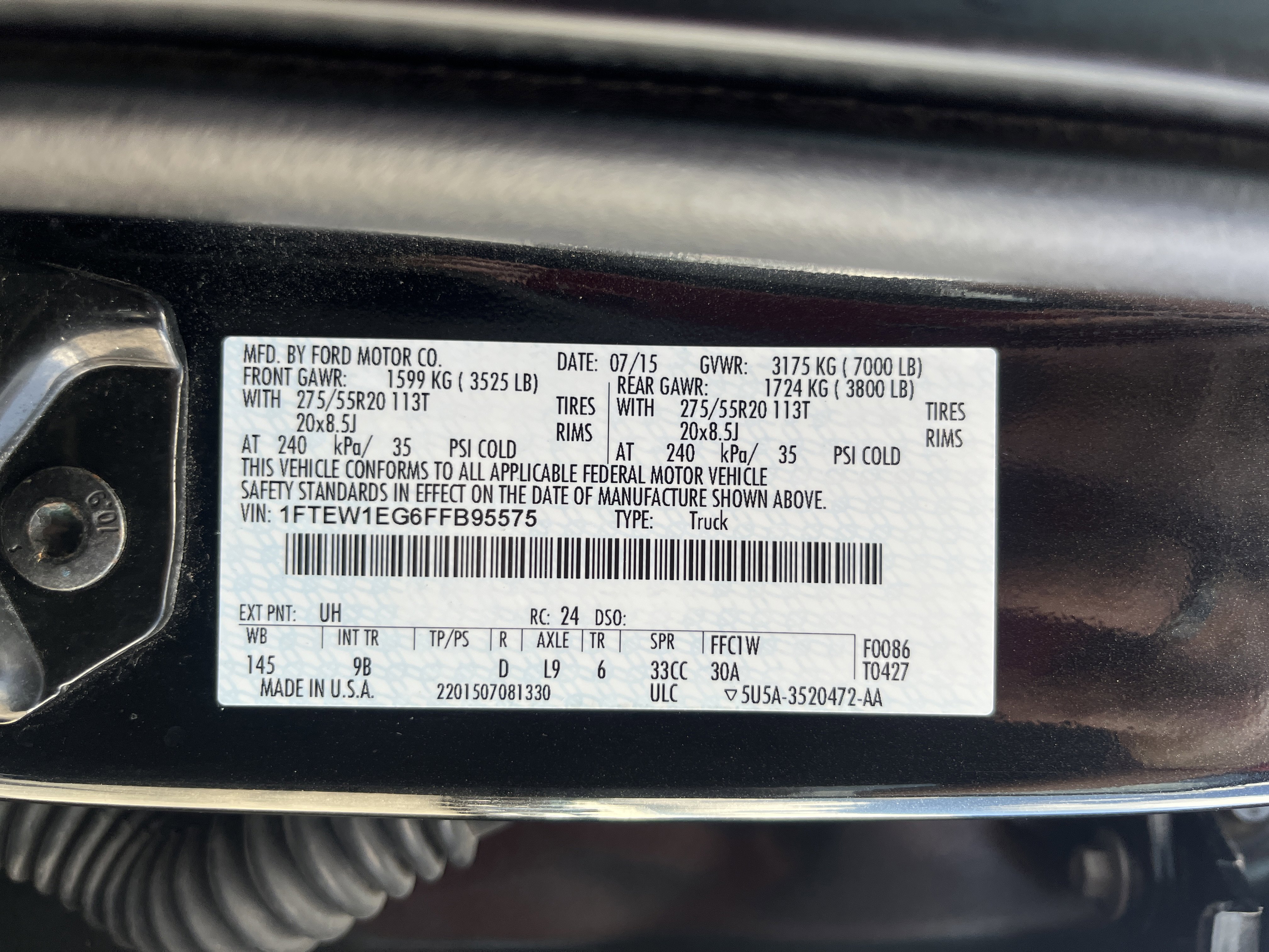 Used 2015 Ford F150 Platinum w/ Equipment Group 701A Luxury AWD/4WD image 10