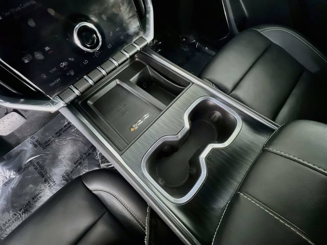 Used 2024 GMC Acadia Elevation FWD image 25