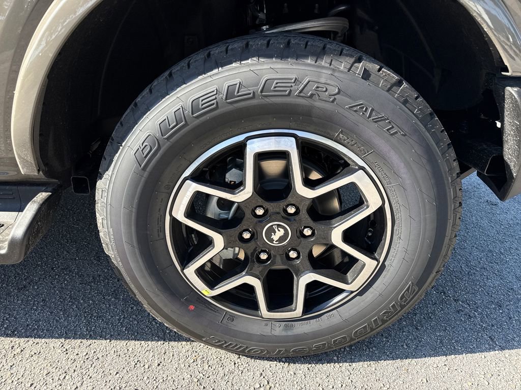 New 2026 Ford Bronco Outer Banks AWD/4WD image 11