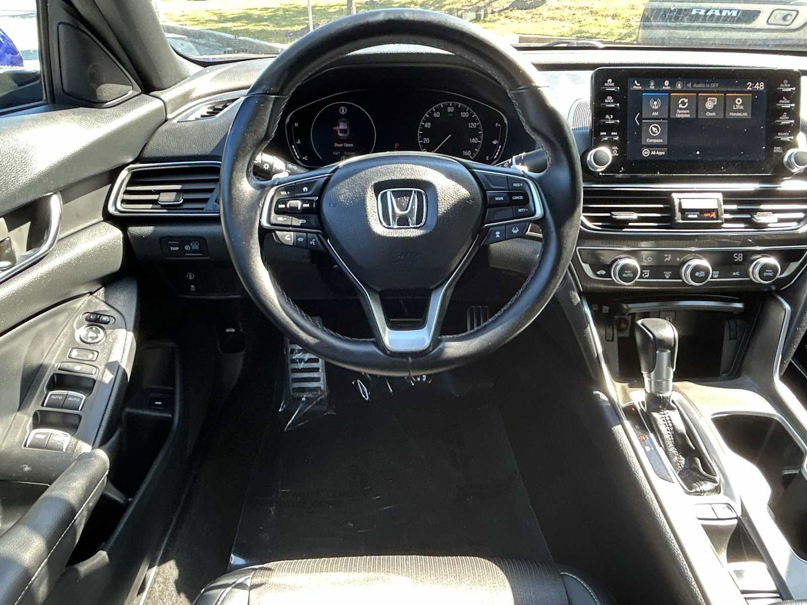 Used 2018 Honda Accord Sport image 8