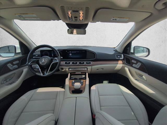 Used 2025 Mercedes-Benz GLE 350 4MATIC image 16