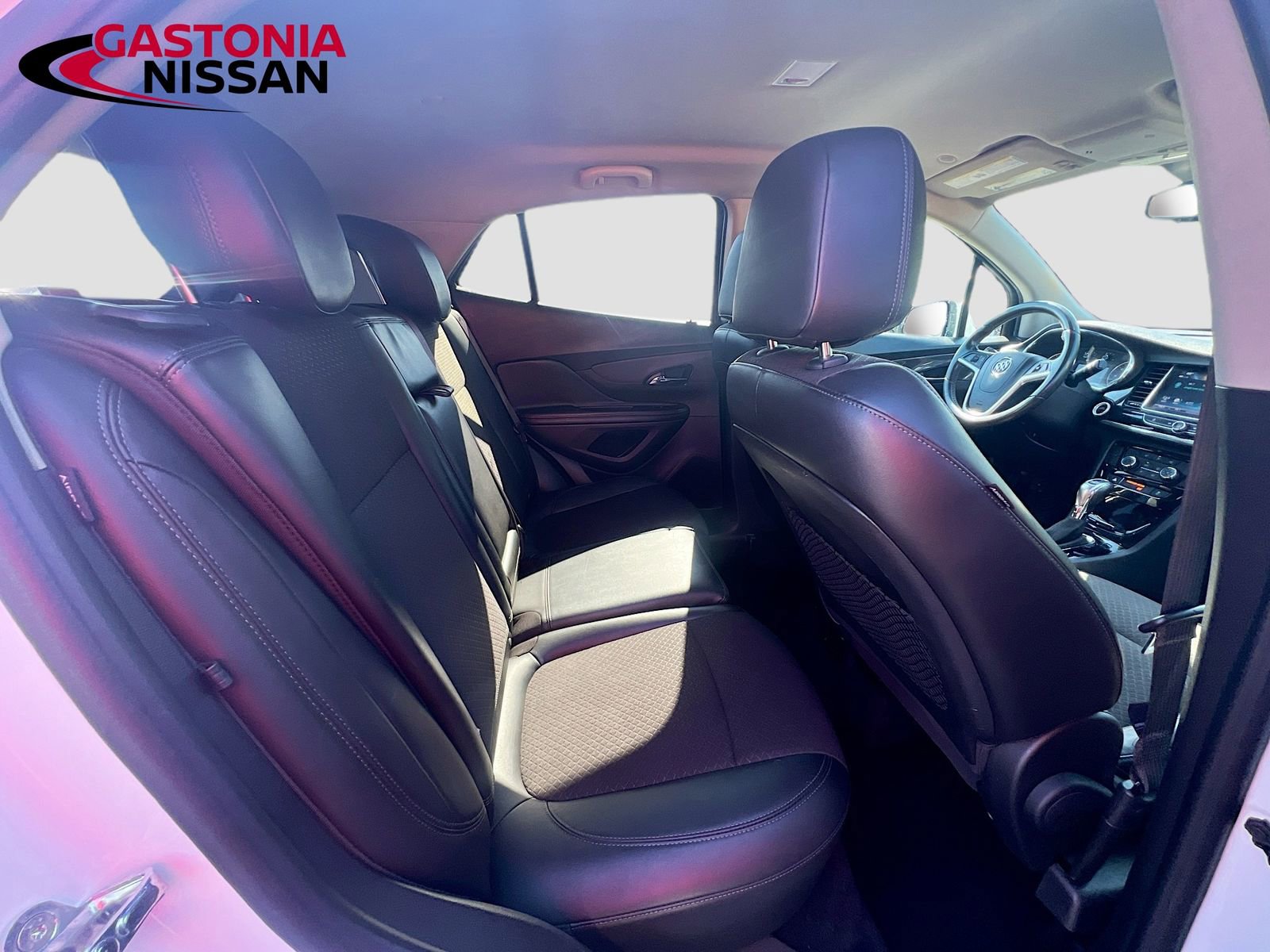 Used 2020 Buick Encore Preferred image 34