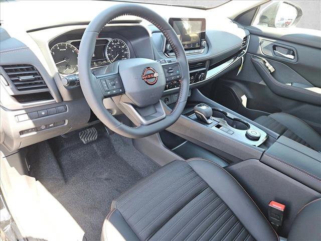 New 2026 Nissan Rogue SV AWD/4WD image 3