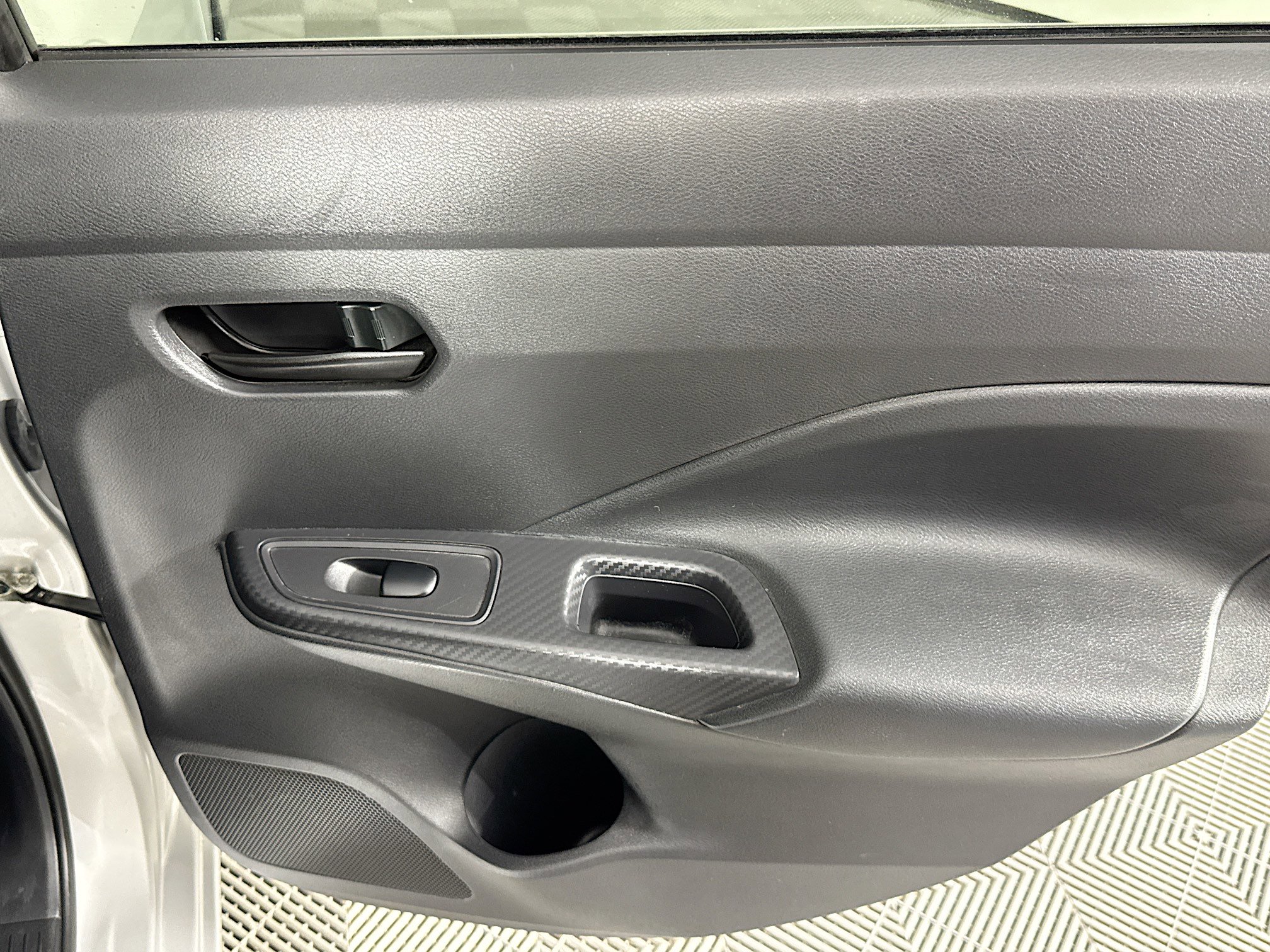 Used 2020 Nissan Versa S FWD image 47