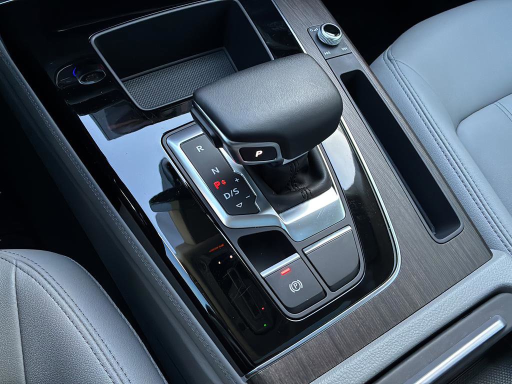 Used 2022 Audi Q5 2.0T Premium Plus image 24