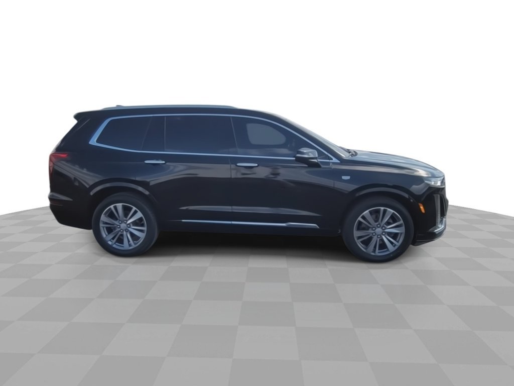 Certified 2021 Cadillac XT6 Premium Luxury FWD image 9