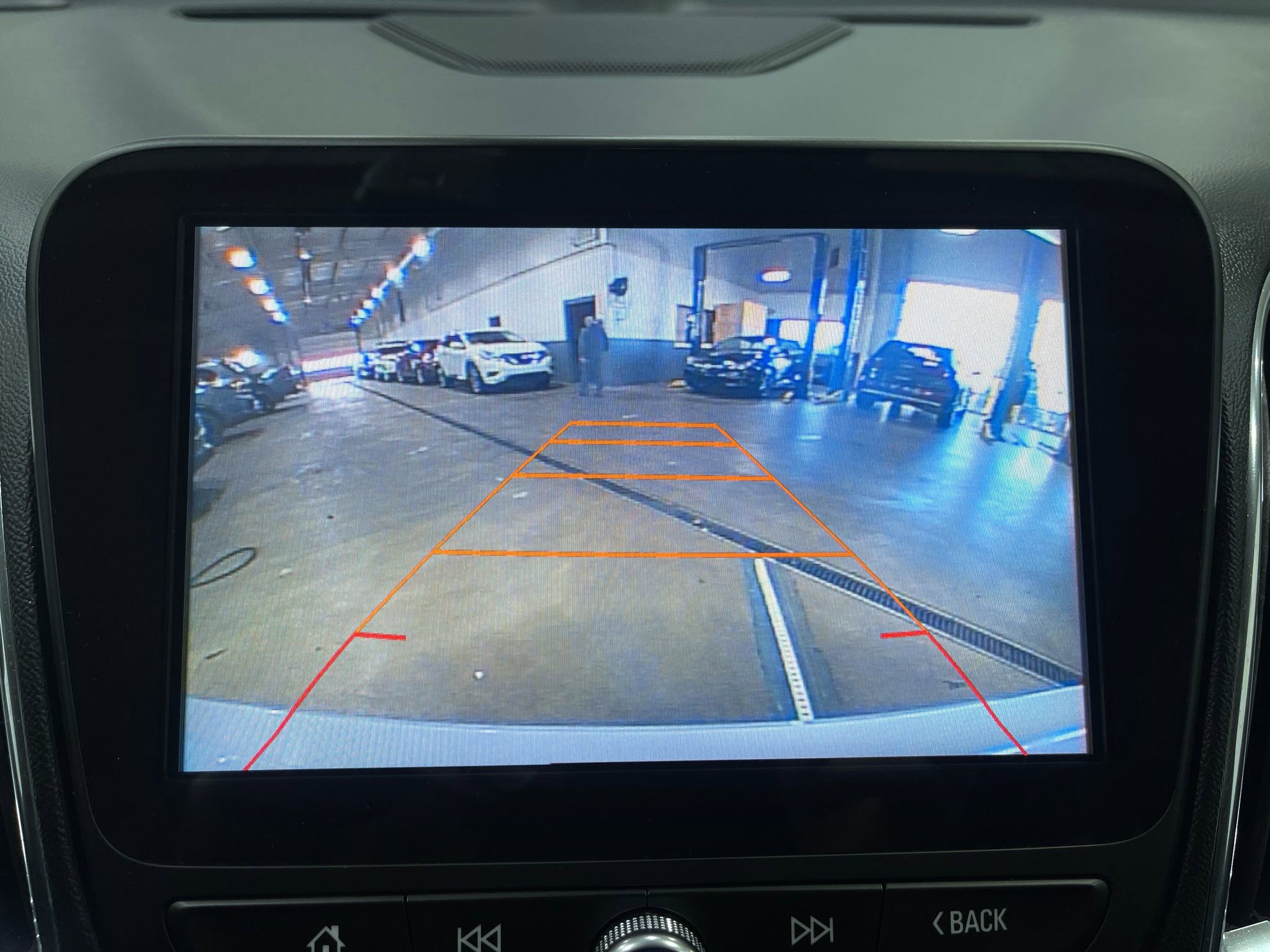 Used 2017 Chevrolet Malibu Premier w/ Premier Sun and Wheel Package image 11