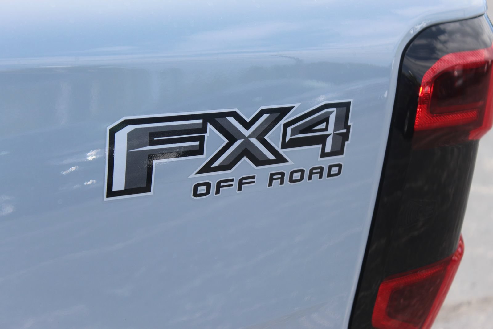 New 2026 Ford Ranger Lariat w/ FX4 Off-Road Package AWD/4WD image 4