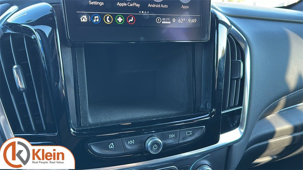 Used 2023 Chevrolet Traverse LT image 23