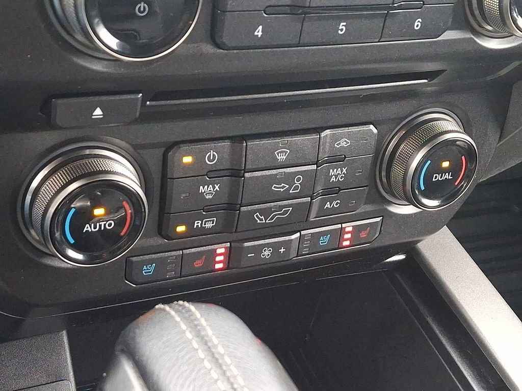 Used 2017 Ford F150 Raptor w/ Equipment Group 802A Luxury image 16