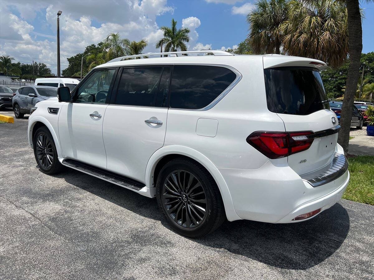 Used 2023 INFINITI QX80 Premium Select w/ All-Season Package AWD/4WD image 7