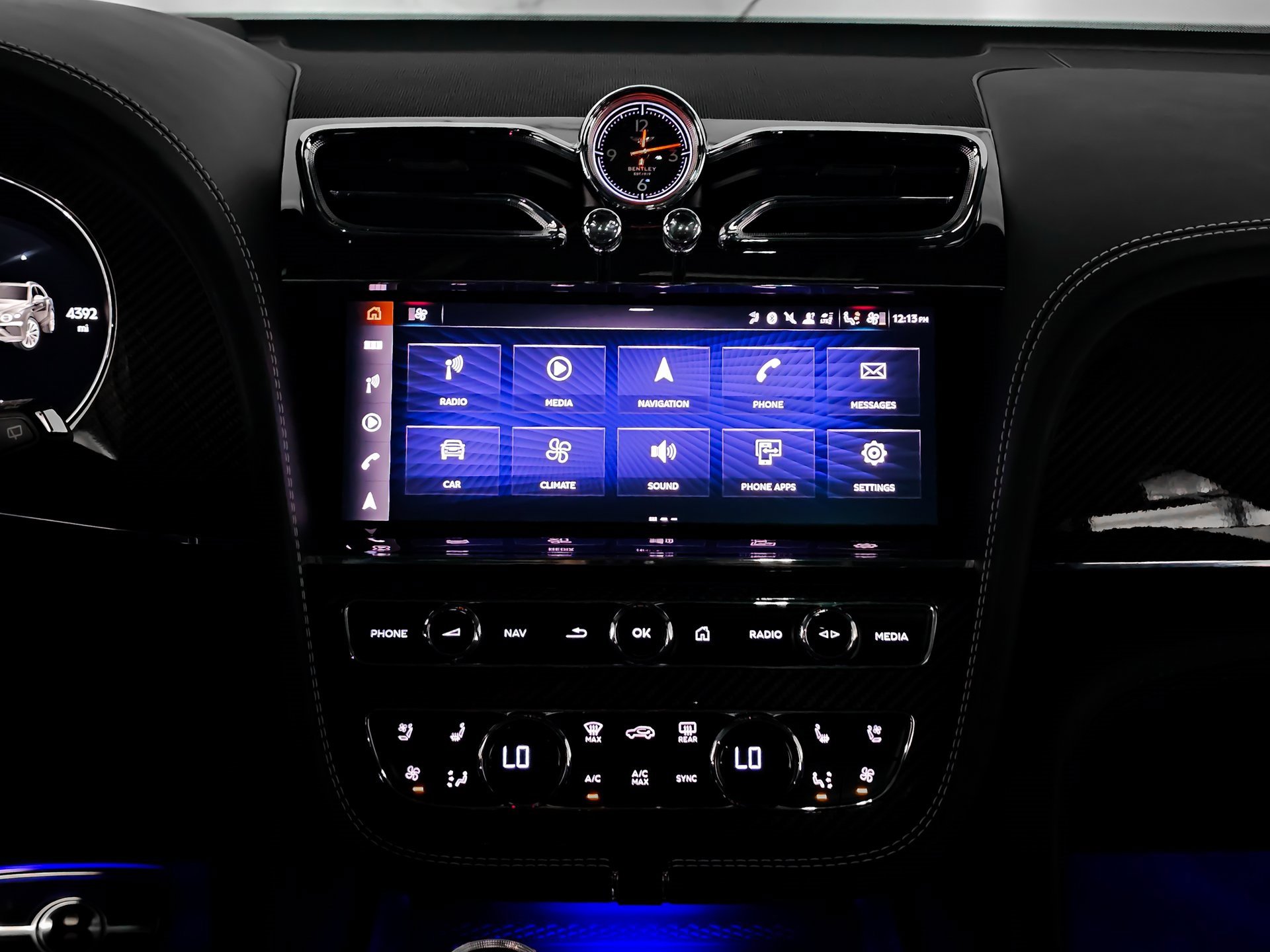 Used 2023 Bentley Bentayga Extended Wheelbase image 48