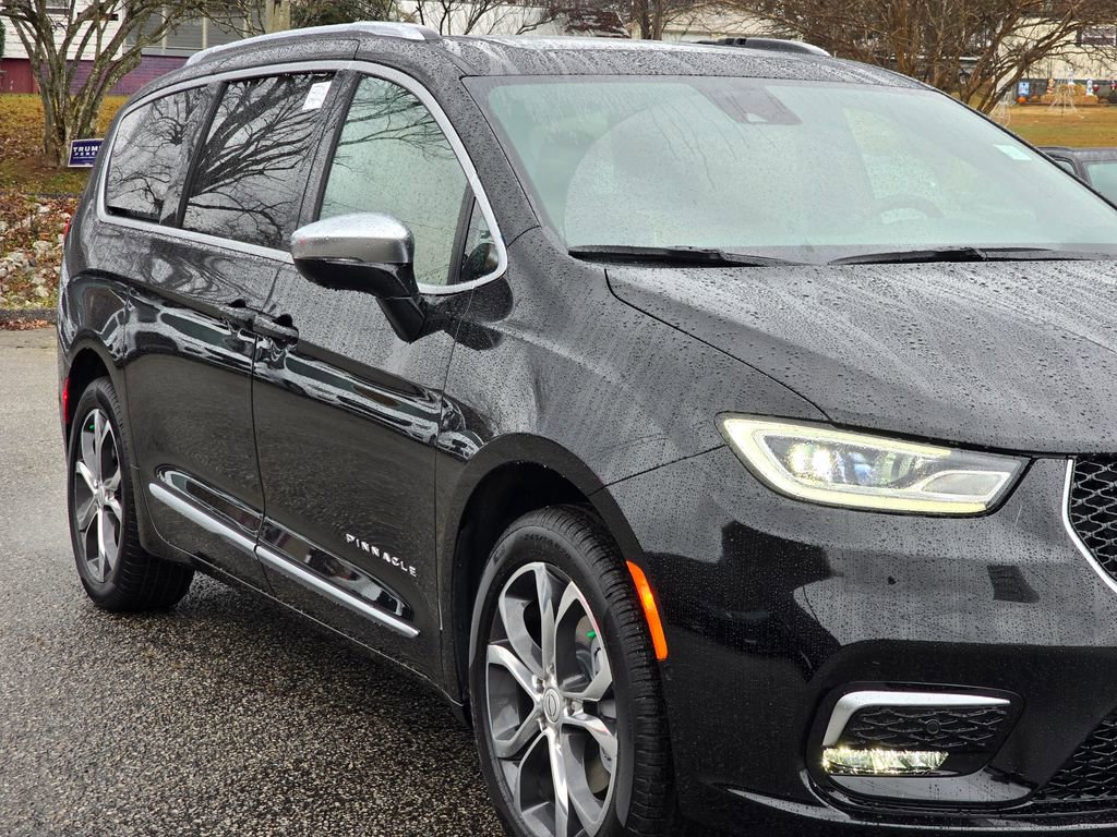 New 2026 Chrysler Pacifica Pinnacle image 39