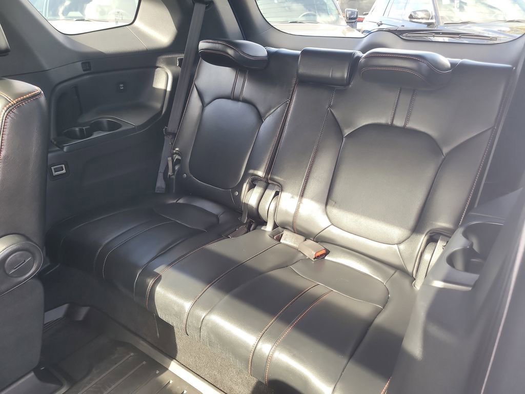 Used 2025 Honda Pilot TrailSport image 13