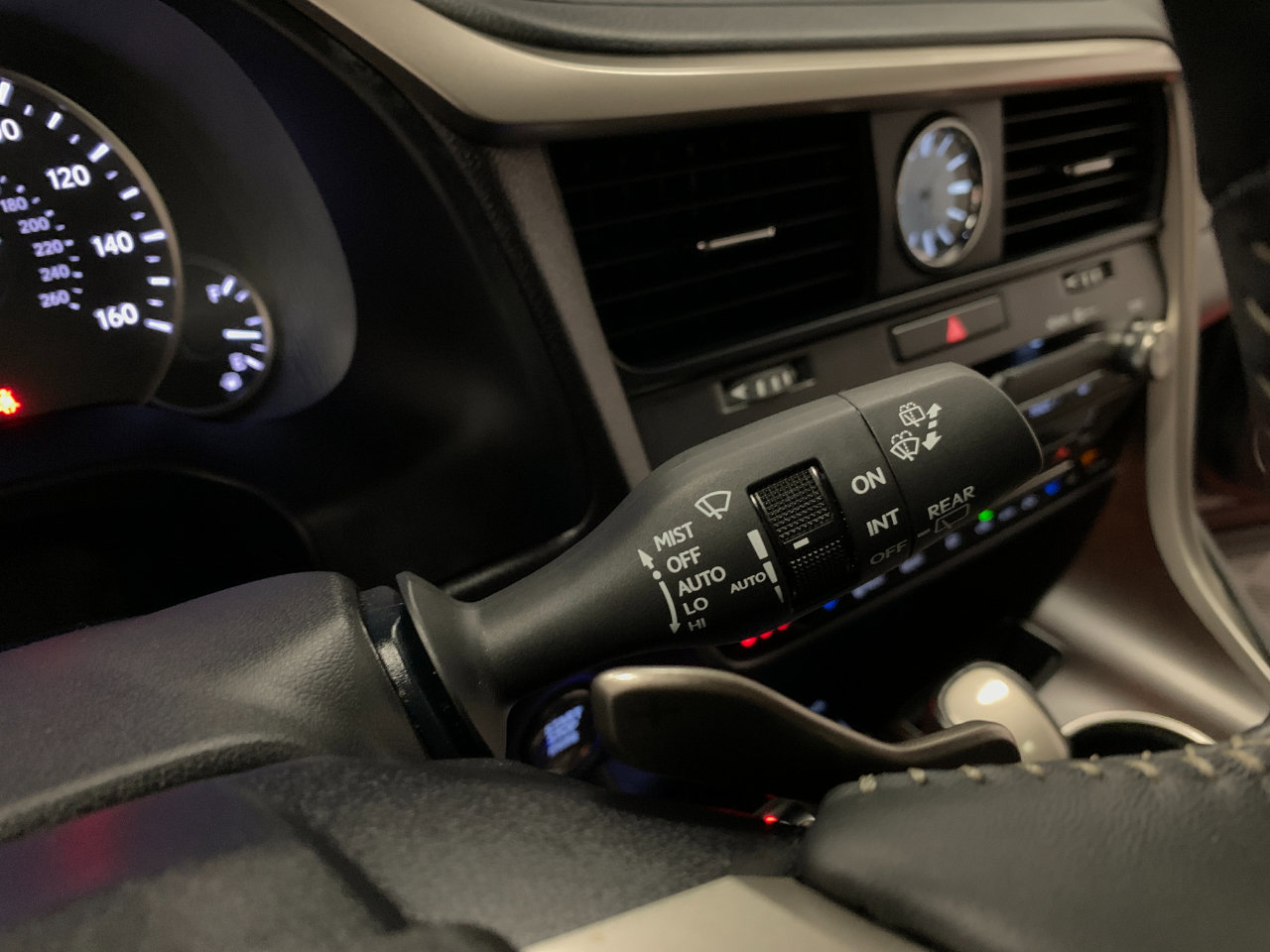 Used 2022 Lexus RX 350 AWD w/ Premium Package image 28