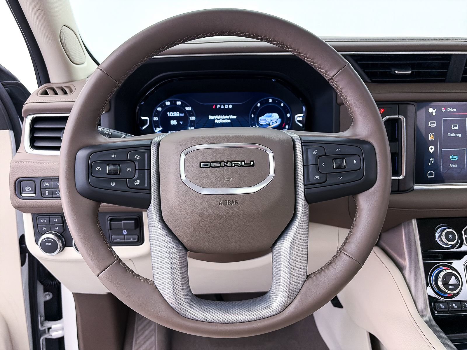 Used 2024 GMC Yukon Denali w/ Max Trailering Package image 32