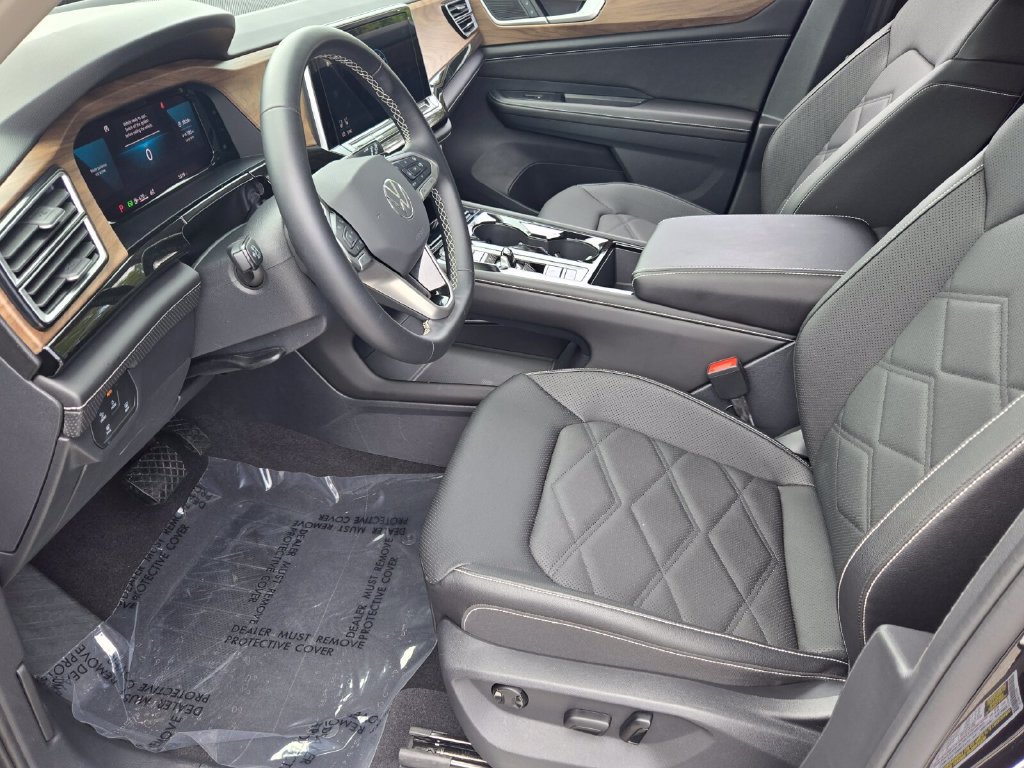 Certified 2026 Volkswagen Atlas SE w/ Panoramic Sunroof Package FWD image 10