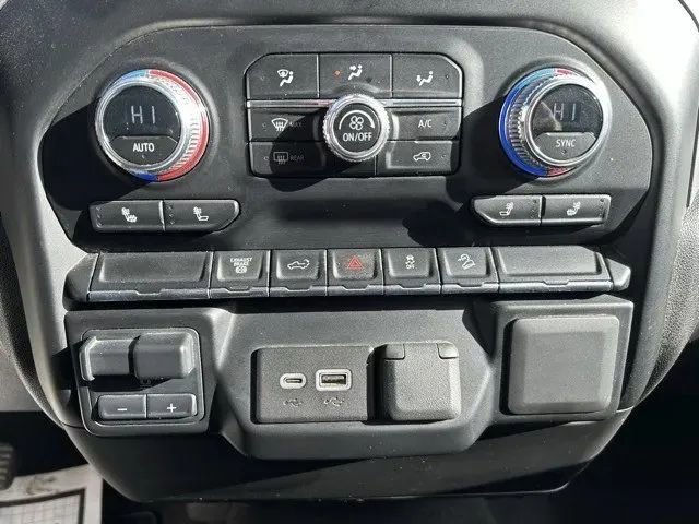 Used 2023 GMC Sierra 2500 SLE w/ Gooseneck/5TH Wheel Package image 33