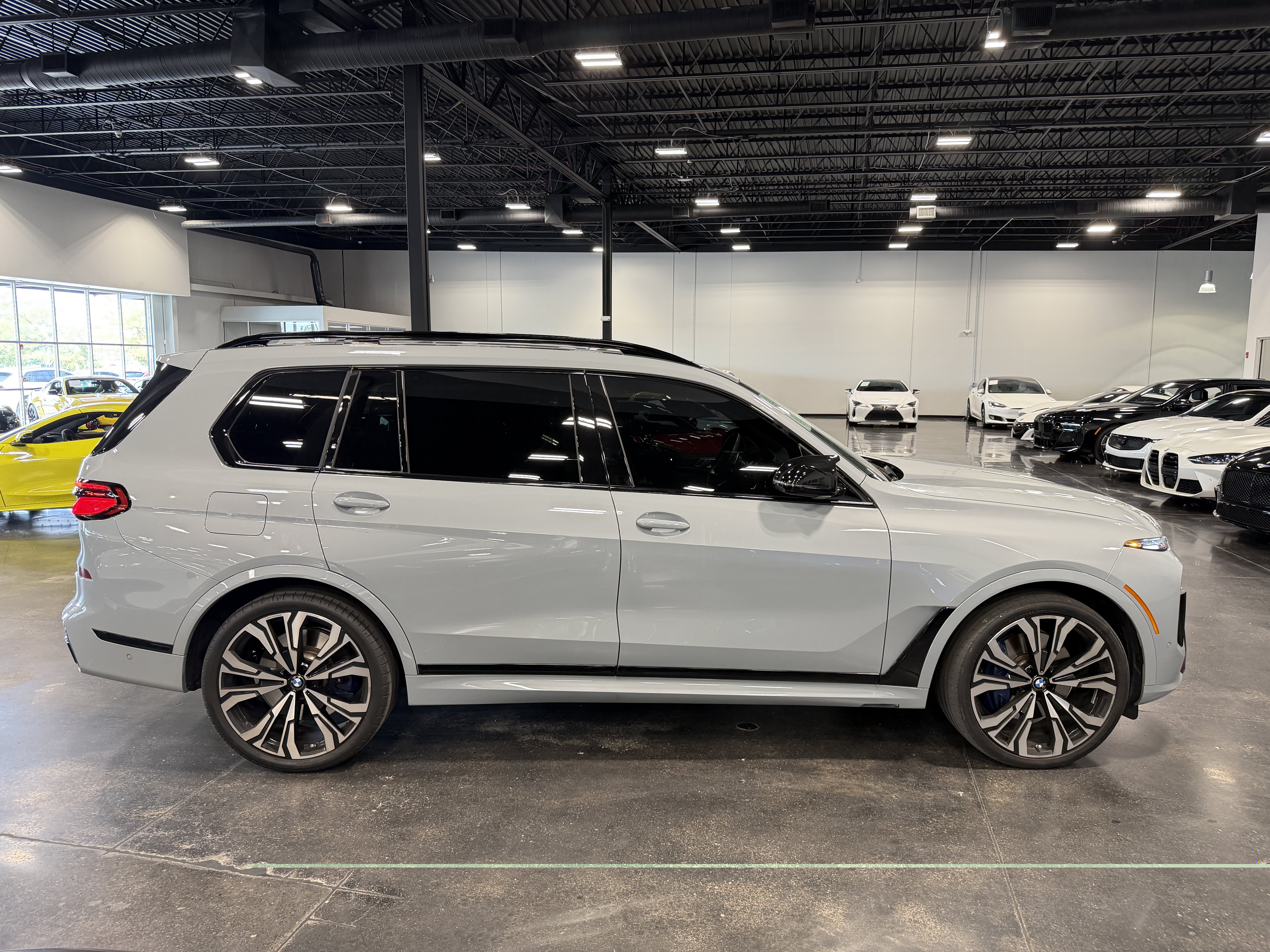 Used 2024 BMW X7 M60i w/ Executive Package AWD/4WD image 8