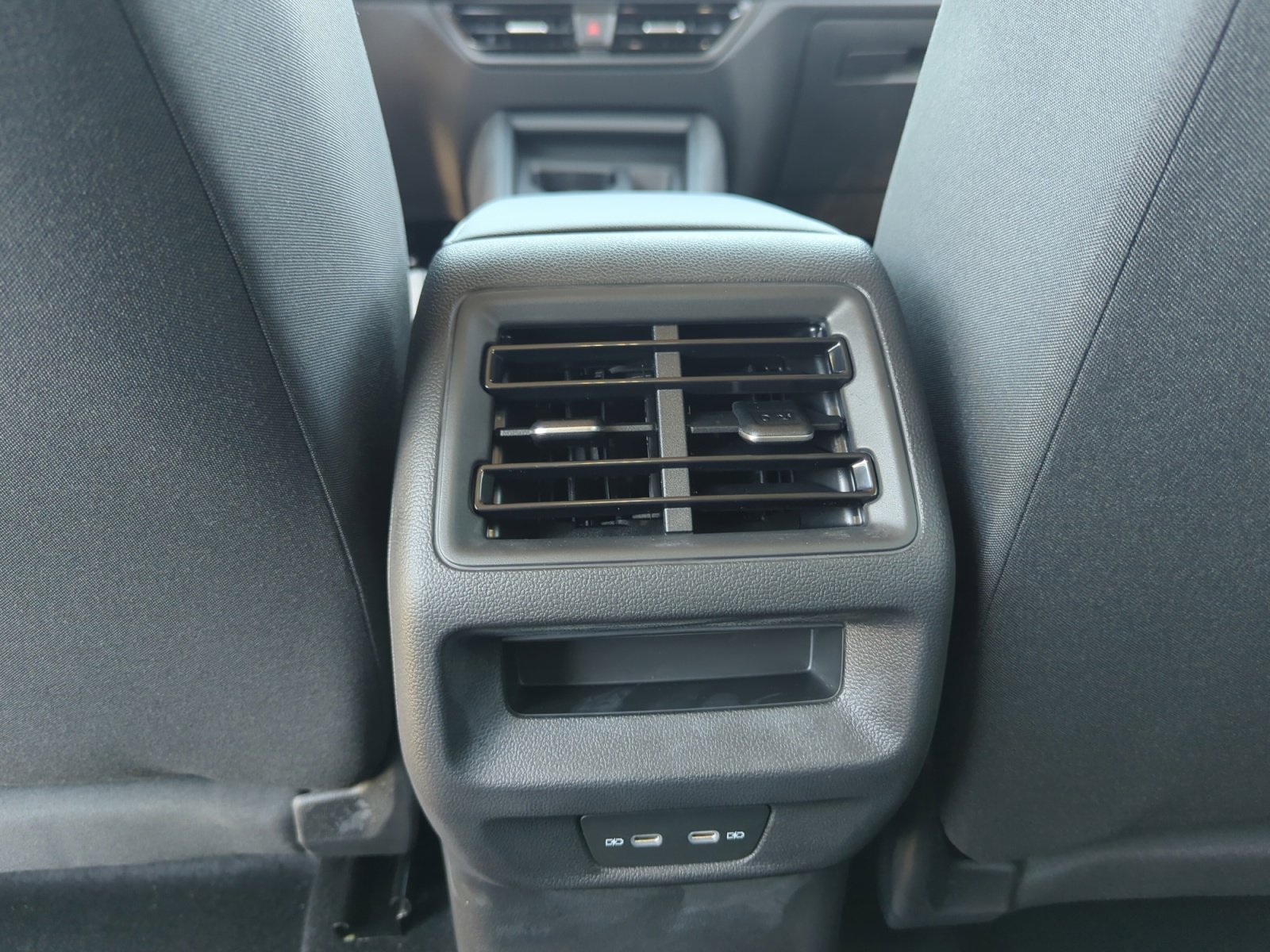 New 2025 Volkswagen Tiguan S image 30