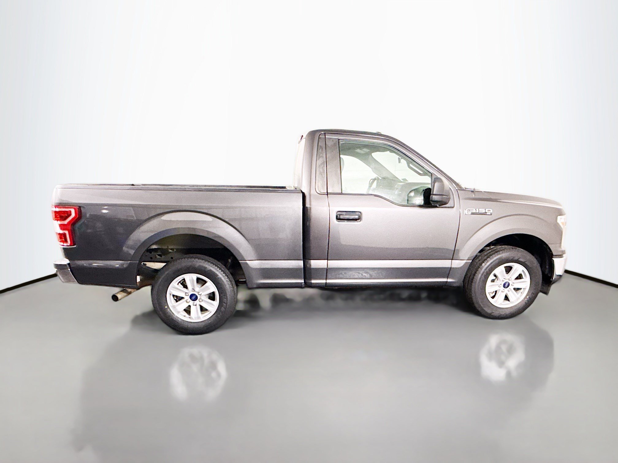Used 2019 Ford F150 XL w/ Equipment Group 101A Mid RWD image 11