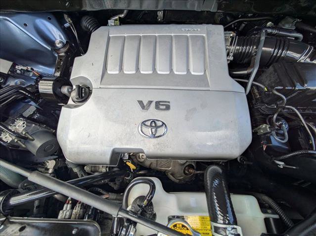 Used 2013 Toyota Highlander Limited image 23