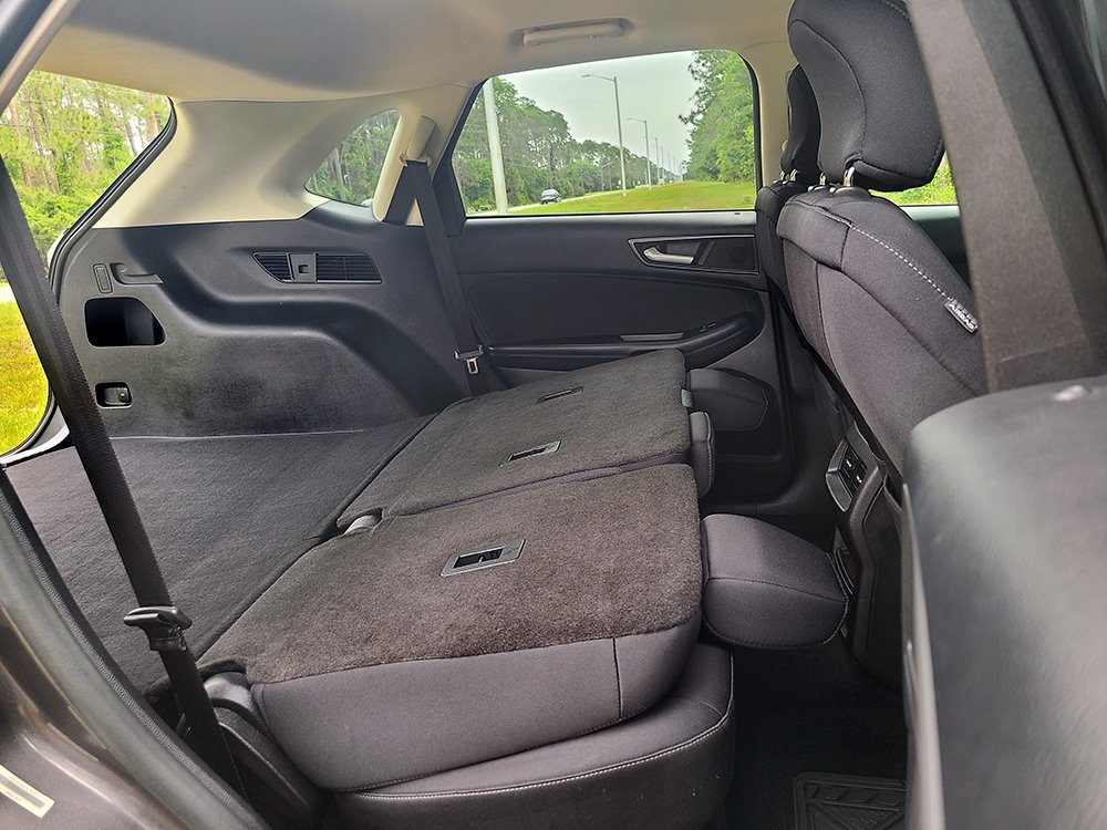 Used 2015 Ford Edge SE AWD/4WD image 21
