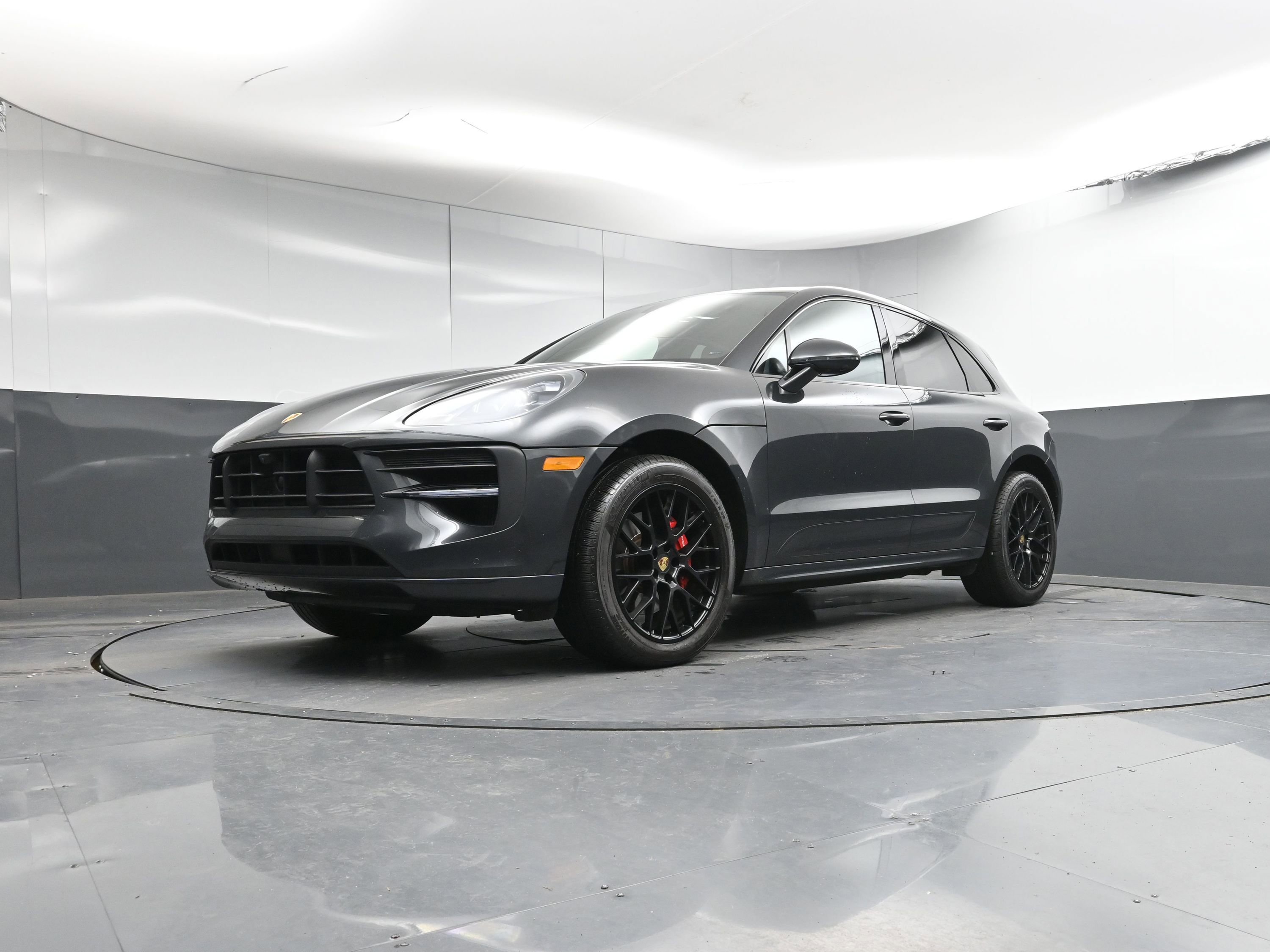 Certified 2021 Porsche Macan GTS image 28