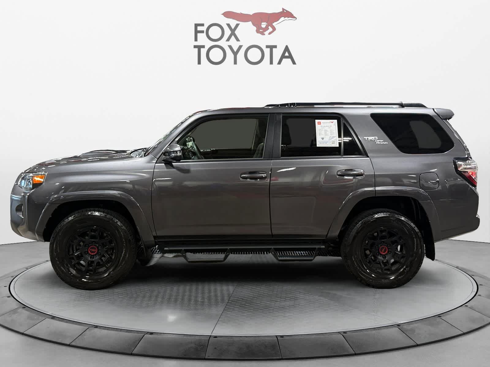 Used 2022 Toyota 4Runner TRD Off-Road Premium w/ TRD Black Wheel Package (TMS) AWD/4WD image 3