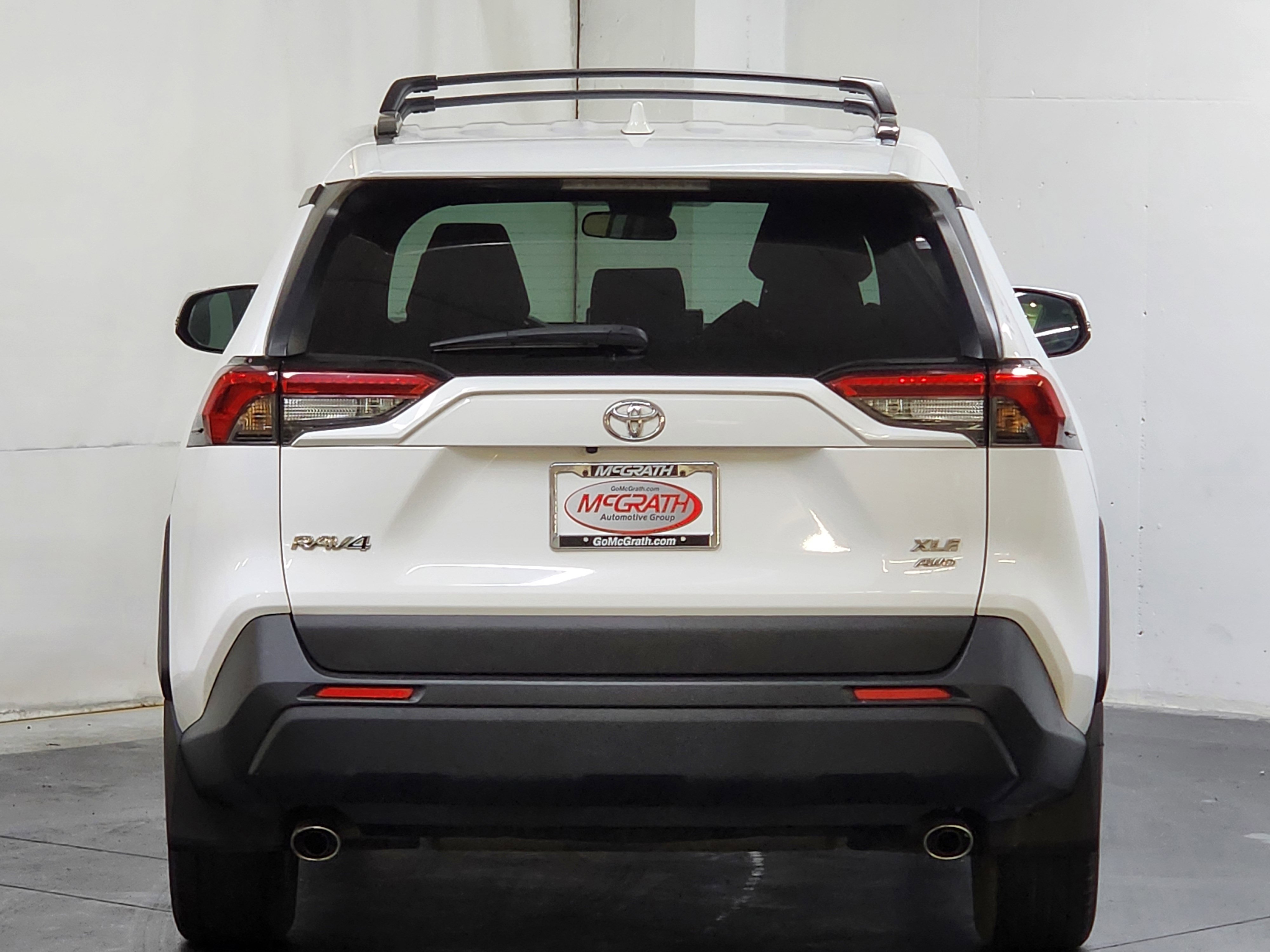 Used 2021 Toyota RAV4 XLE image 6