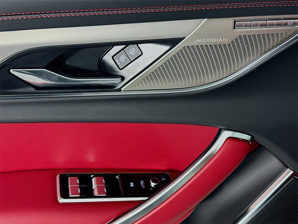 New 2024 Jaguar XF R-Dynamic SE image 18