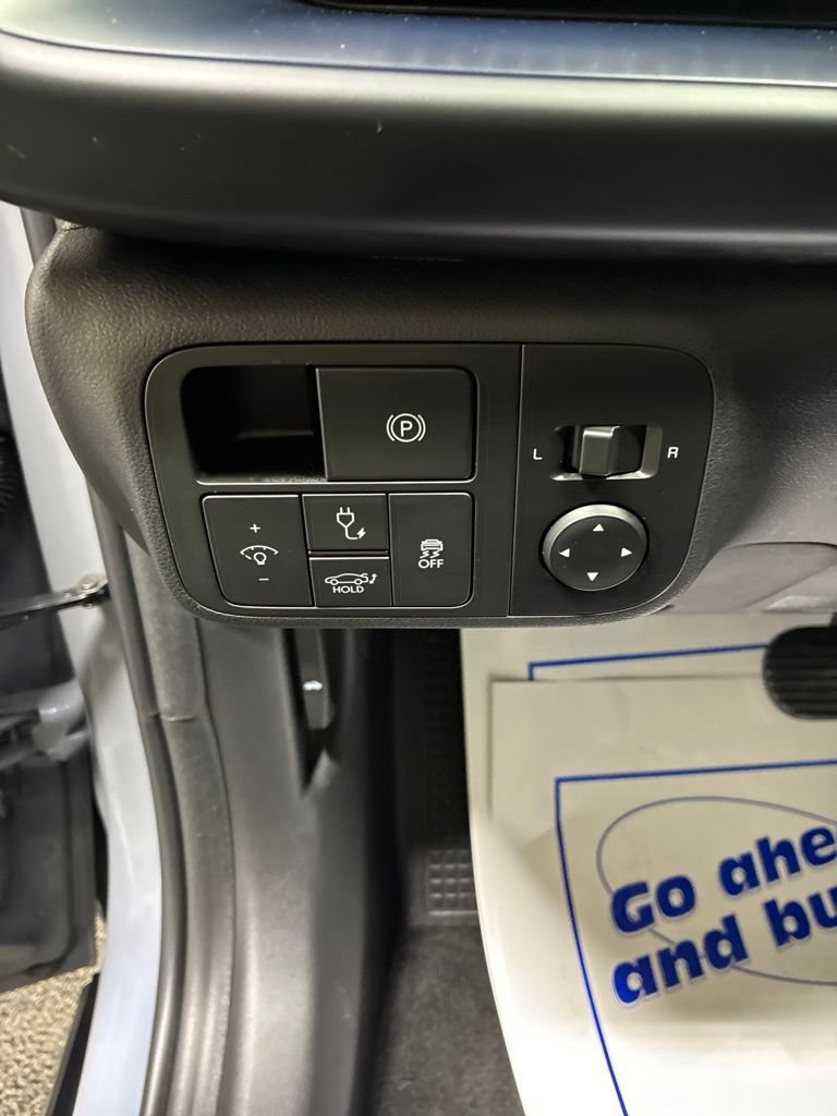 Used 2024 Hyundai Ioniq 6 SE AWD/4WD image 14